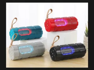 Altoparlante Bluetooth wireless portatile con luce LED, audio basso impermeabile per esterni.