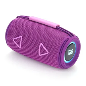 Nahaufnahme des lila zylindrischen tragbaren Bluetooth-Lautsprechers mit RGB-Beleuchtung.