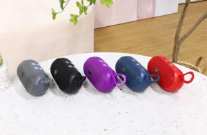 Altoparlante Bluetooth portatile senza fili con rete in tessuto e cinturino, vari colori.