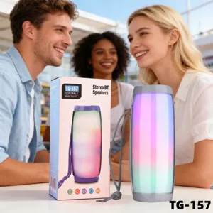 Enceinte Bluetooth sans fil portable avec lumières LED RVB et son stéréo immersif.