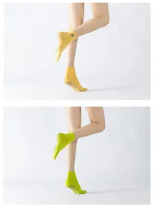 Breathable women yoga socks with non-slip grips, ideal for pilates, fitness, dance, and workout.