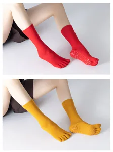 Non-slip five-toe yoga socks for women, high-tube pilates and dance grip socks, comfy activewear.
