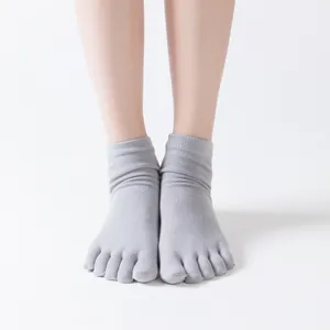 Women grey five toe socks split toe socks yoga sports socks breathable casual daily wear