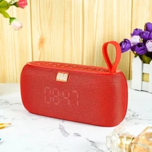 Tragbarer Bluetooth Lautsprecher Outdoor Wasserdichter Kabelloser Subwoofer Dual Membran Stoff Stereo Soundbox Mit LED Uhr