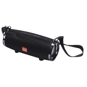 Altoparlante bluetooth portatile con design impermeabile, doppi diaframmi e comoda tracolla.