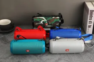 Haut-parleur Bluetooth portable d'extérieur détail, caisson de basses étanche sans fil.