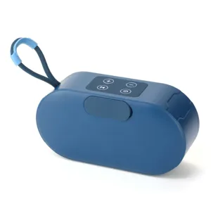 Tragbarer blauer kabelloser Bluetooth-Lautsprecher Detailansicht mit praktischem Tragegurt.
