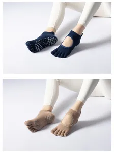 Non-slip five toe yoga socks with open back design, perfect for pilates, fitness and ballet.