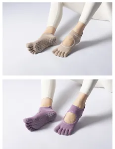 Professional women five-toe yoga socks with anti-slip grip dots, pilates split-toe detail view