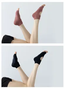 Rutschfeste Damen Yoga Socken mit Noppen, atmungsaktive Pilates Socken mit offenem Rücken.
