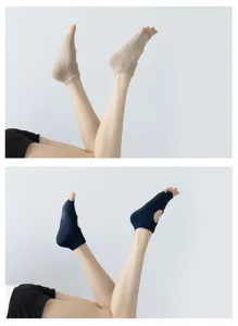 Damen rutschfeste Yoga Socken zehenfrei atmungsaktiv Pilates Fitness Socken in Beige Blau.