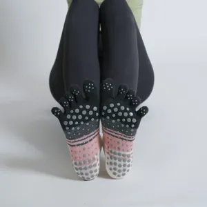 Non-slip yoga five toe socks for women, anti-skid grip floor socks for pilates and fitness.