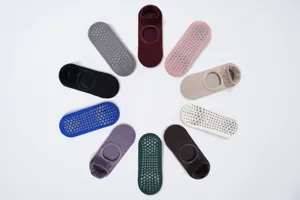 Chaussettes de yoga antidérapantes pour femmes, dos ouvert fitness pilates avec points.