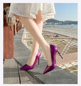 Purple patent leather pointed high heels stiletto heels elegant party wedding shoes detail view