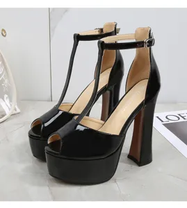 Damen Lackleder Plateau High Heel Sandalen T-Steg Plateaupumps Blockabsatz Damenschuhe