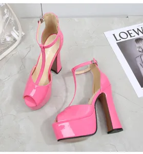 Rosa Lackleder Plateau High Heels mit T-Riemen und Blockabsatz für Damen Sommer Party Schuhe.