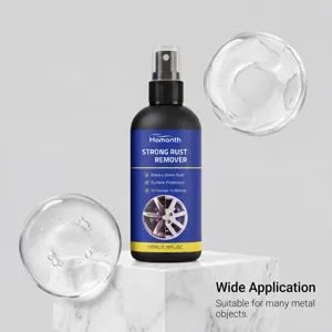 Primo piano del flacone spray antiruggine Hommonth con gocce per la pulizia del metallo.