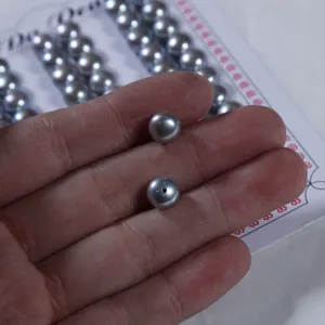 Perle d'acqua dolce grigie semi-forate 8-8.5mm per la creazione di orecchini e anelli fai-da-te