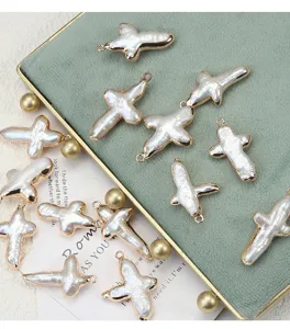 Kreuz Barock Perle Anhänger vergoldet Süßwasserperle DIY Schmuck Zubehör Halskette
