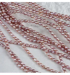 Detaillierte Nahaufnahme von rosa 3-3.5mm Süßwasserperlensträngen, perfekt für DIY Schmuck.