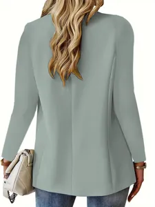 Detalle de vista trasera de chaqueta blazer cárdigan de manga larga lisa para mujer, otoño casual.