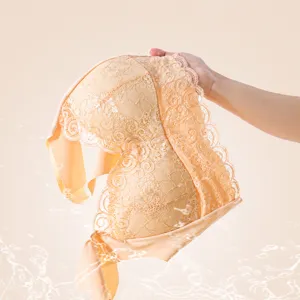 Women's Plus Size Wireless Lace Vest Bra Thin Padded Side Support Gathering Bralette Seamless Comfortable Intimate Lingerie Top
