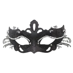 Butterfly Hollow Out Filigree Masquerade Mask With Rhinestones For Halloween Carnival Party Performance Women Venetian Mask