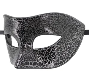 Men black silver cracked masquerade mask for Halloween party costume costume accessory carnival.