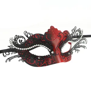 Metall Maskenball Maske mit Strasssteinen, ideal für Halloween Partys, Karneval und festliche Events.