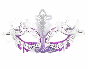 Exquisite violette silberne Maskenball Maske für Halloween Party mit Strasssteinen.