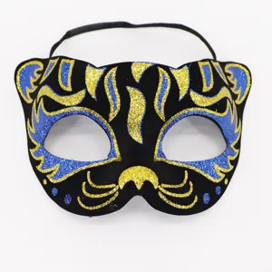 Maschera da gatto glitterata per feste, Halloween e eventi in costume con bel design.