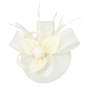 Elegante tocado marfil de malla y plumas sombrero de boda fiesta cóctel elegante