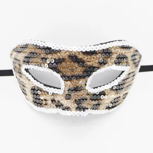 Leopardenmuster Maskerade Maske mit weißen Pailletten und schwarzem Gummiband für Partys.