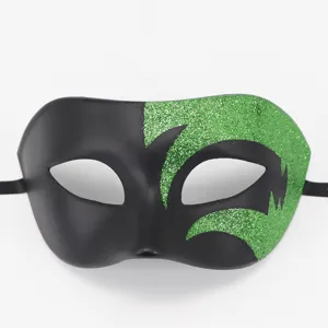 Zwarte en groene glans maskers voor heren, perfect voor Halloween en feestelijke evenementen.