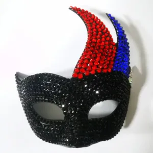Máscara de carnaval con pedrería brillante, antifaz arlequín negro rojo azul para fiesta.