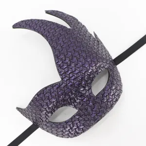 Masque de corne de flamme en cuir violet pour fête d'Halloween carnaval cosplay.