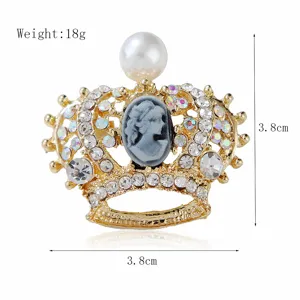 Elegant vintage rhinestone crown brooch with cameo and pearl, alloy fashion jewelry pin.
