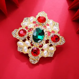 Vintage baroque emerald red crystal pearl brooch pin for women suit jacket accessories.