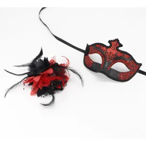 Halloween masker set met rode en zwarte veren bloem voor feest verkleedpartij evenementen.