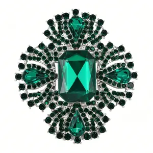 Exquisite green crystal brooch, ornate vintage style, sparkling rhinestones for apparel.