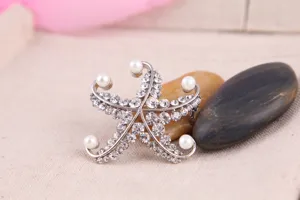 Exquisite Strass Seestern Brosche mit Perle Damen Mode Schmuck Accessoires Detail