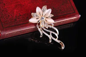Exquisite Katzenauge Stein Blume Brosche glänzender Strass elegante Damen Schmuck Accessoire