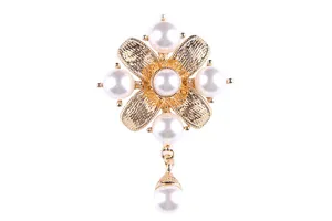 Vintage Perle Kreuz Anhänger Brosche, elegante goldene Blumen Brosche für Damen Accessoire.
