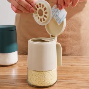 Glass seasoning jar kitchen spice container with moisture-proof lid and desiccant compartment main view