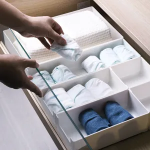 Boîte de rangement de tiroir empilable de style japonais pour sous-vêtements et tri de petits objets.