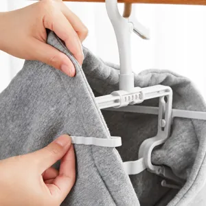 Appendiabiti pieghevole con clip per cappuccio, design antiscivolo per uso domestico.