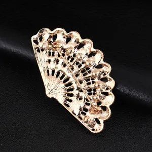 Spilla a ventaglio dorata vintage dettaglio retro spilla metallo traforato accessorio