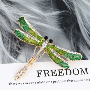 Elegant green dragonfly brooch pin with rhinestones and enamel for women coat sweater.