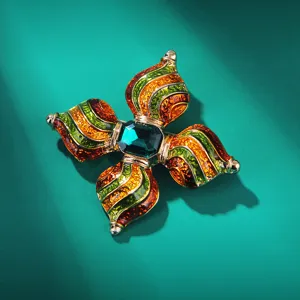 Vintage Barock Kreuz Brosche retro Hofstil bunte Emaillierung grüne Kristall Damen Schmuck