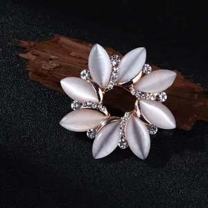 Koreanischer Stil Katzenauge Stein Blume Strass runde Brosche, elegante Modeschmuck.
